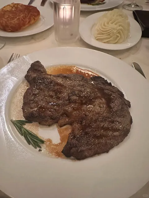 Johnny Delmonica’s – A Fine Dining Experience in Madison 🥩