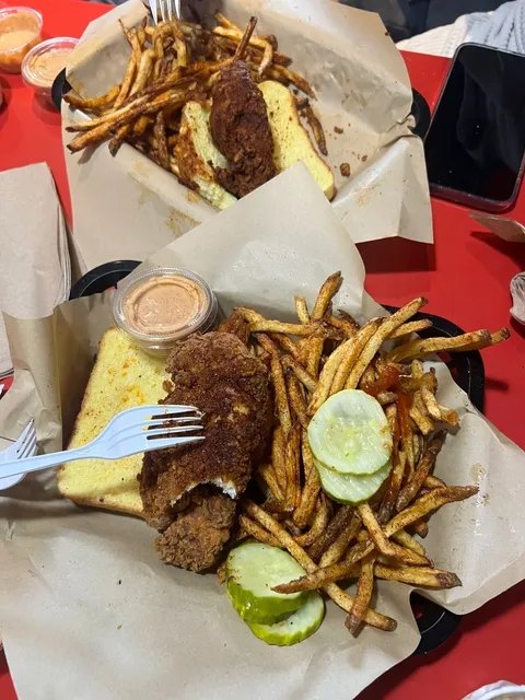 Portsmouth, New Hampshire Food Scene – A Flavorful Adventure! 🍴🌟