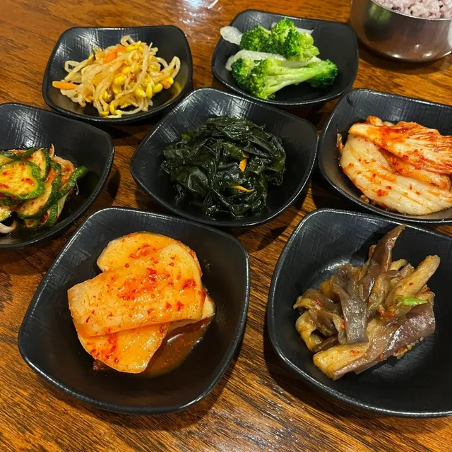 🔥 ATL Eats | The Best Seafood Pancake in Town Can’t Keep It a Secret!