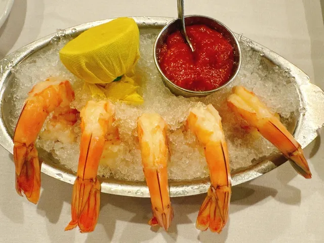 🇺🇸 A Classic Steakhouse in Kansas City – The Majestic 🥩🎷