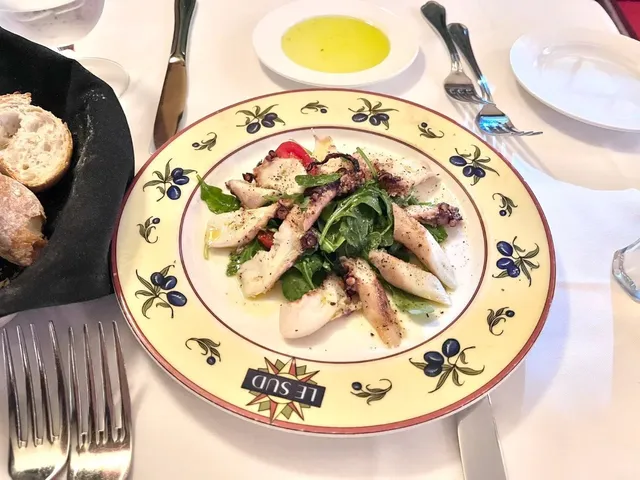 An Ordinary Italian Restaurant with Exceptional Seared Scallops!