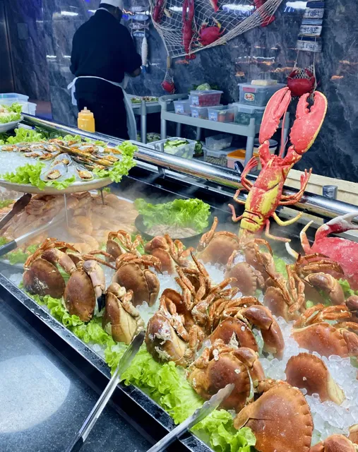 Eat in Paris' 93: Atlantic Buffet 🦞 €26 Feast Until You Can't Move! 