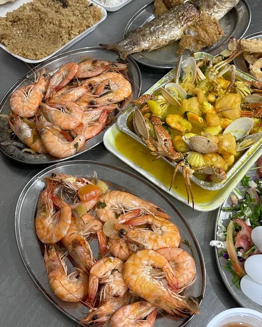 La Alexandria Asian Restaurant & Cafe: A Food Lover’s Guide 🍽️✨