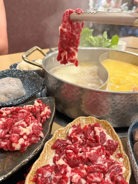 🔥 Vancouver Must-Try: Chaoshan Beef Hot Pot! 