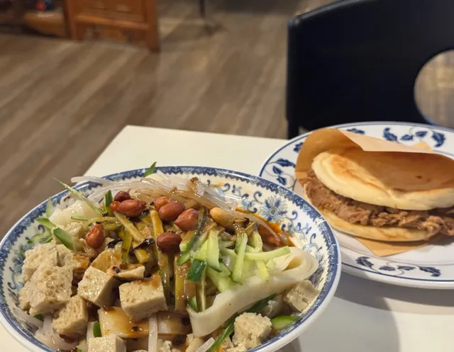 San Diego｜This Xi’an Flavor Is So Addictive! Liangpi + Roujiamo