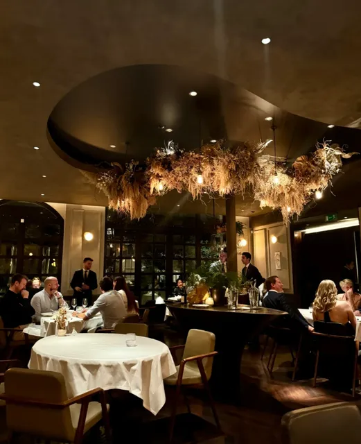 London's Michelin Three-Star Restaurant: The Ledbury 🌟🌟🌟