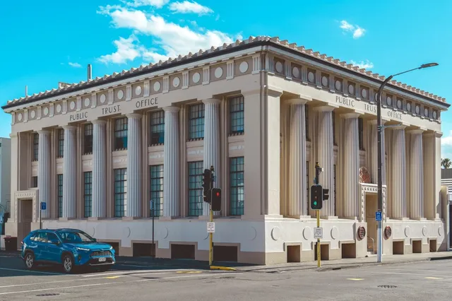 🏛️ Napier Art Deco Walking Guide: A Time Capsule of the 1930s!