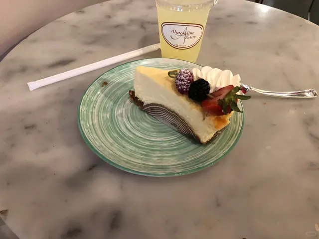 📍 NYC 🇺🇸 | Almondine Bakery: Brooklyn's Cozy Corner