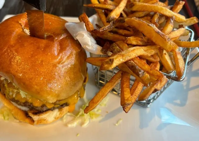 A Casual Midtown Restaurant in Nashville!