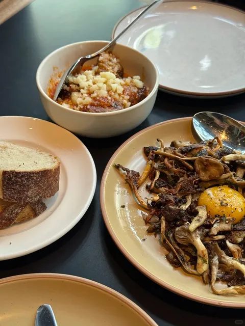 🌟 What to Eat in & Around Boulder, Colorado! 🏔️🍴