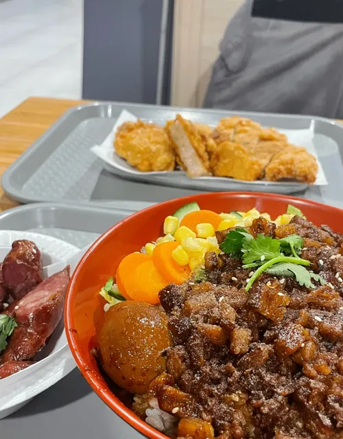 Best Taiwanese Braised Pork Rice in Montreal 🍛
