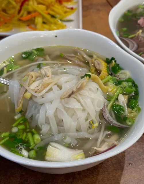 🇮🇹 Rome's Hidden Gem: Delicious Pho 🍜