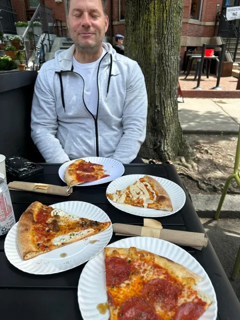 Delicious, Light & Crispy Pizza! 