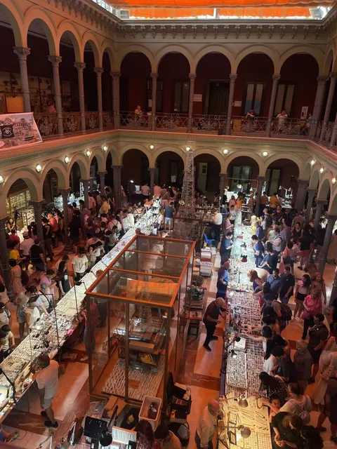 🇪🇸 Monthly Mineral Market at Geology Museum 💎✨🛍️