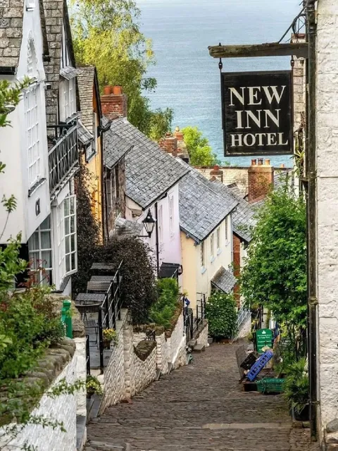 ​​🇬🇧 No Wonder British Locals Love This Place...​​