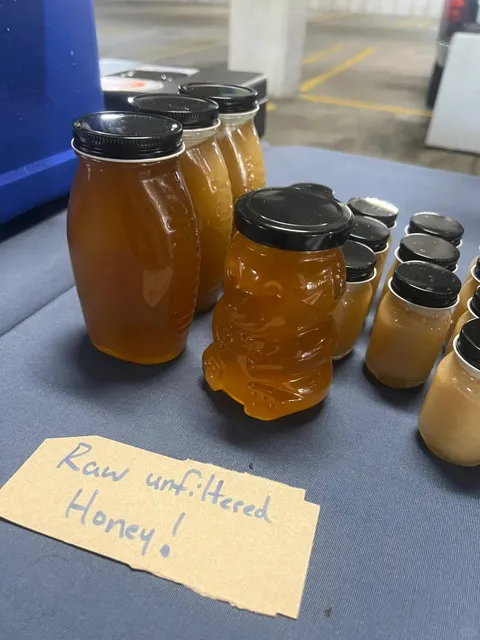 🇺🇸 Traverse City | Sara Hardy Farmers Market 🍒🌽