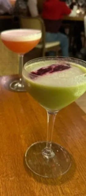 🥂 St. Neo's Brasserie | Contemporary French-American Elegance