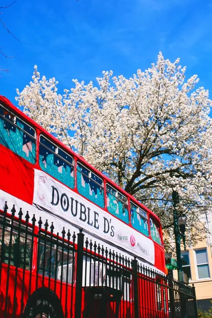 Asheville | A City for Daydreaming with Coffee & Beer ☕