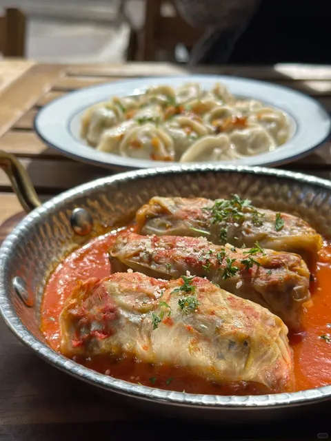 I’m Completely Obsessed with This Restaurant in LA 🥹