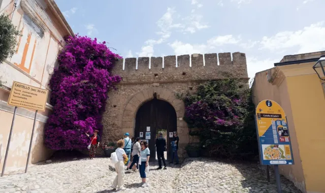 Crotone | Where Math Meets Mythology