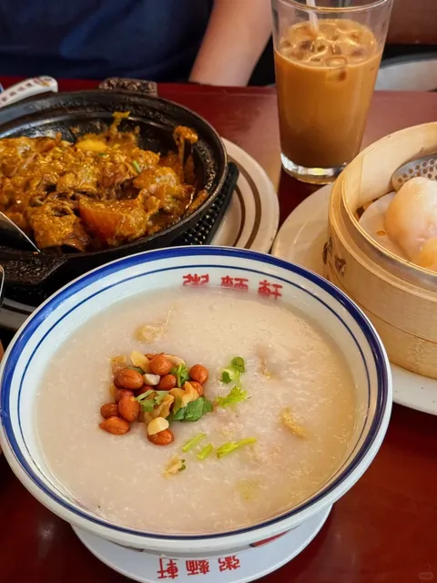 NYC’s Congee Village Is So Good, the Next Table Copied Our Order! 🍲🤩