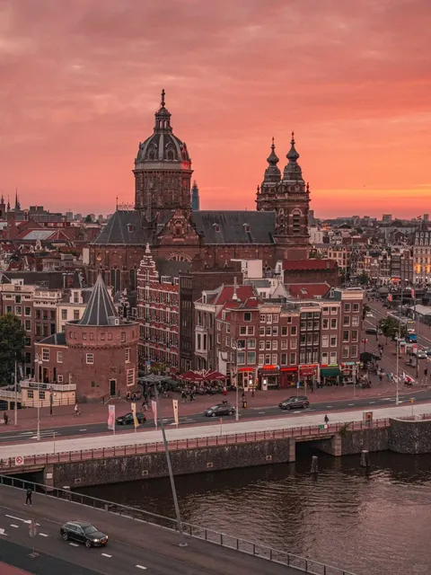 Amsterdam’s photogenic spots totally surprised me🌷