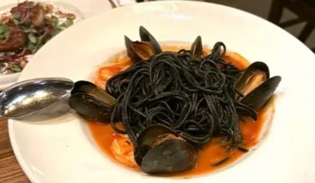 🍝 Italian Eatery | The Soul of Neighborhood Italian Dining