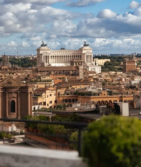 The Italian "Old Money" Travel Itinerary: Luxury Trains + Ultra-Luxury