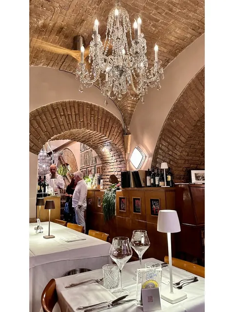 Enjoyed an Exquisite Appetizer in Rome 🍽️🌟