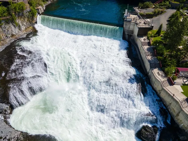 Spokane｜There’s Actually a Waterfall Right in the Downtown! 🌊🏙️
