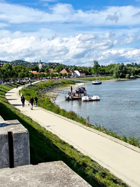 🇭🇺 Szentendre - The Perfect Day Trip from Budapest!