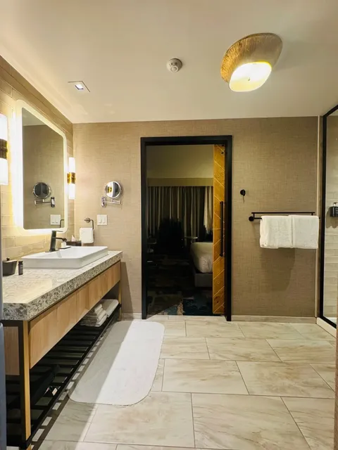 🇺🇸 An Amazing Marriott Experience in Austin: The Otis Hotel ✨