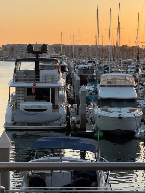 Vibe + Value: Cozy & Delicious Hand Rolls in LA 🍣