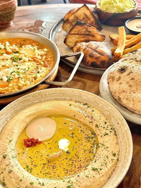 LaPita: A Middle Eastern Hidden Gem in Makati! 🌯✨