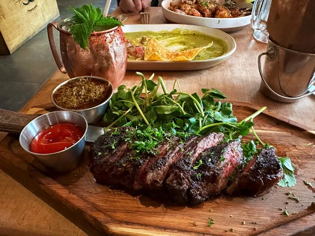 🌴 Miami Eats - The Ultimate Chill Latin American Flavors Experience 