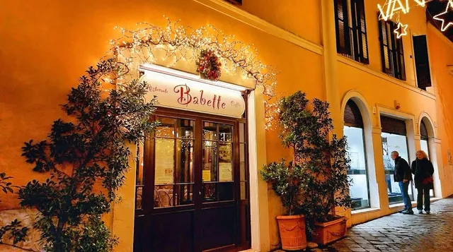 Enjoying the sunset and randomly choosing restaurant Babette 🌅✨