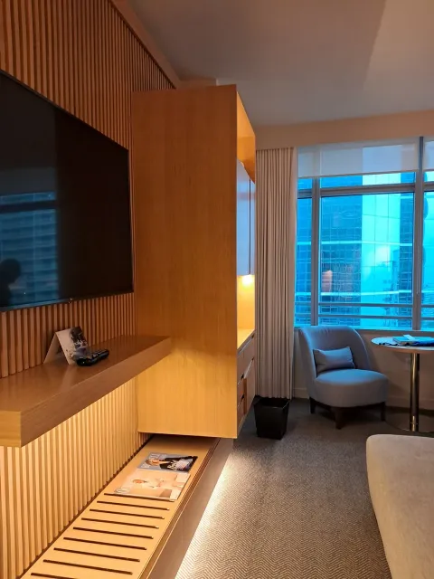 This is Definitely a Conference Hotel in Miami! 🏢