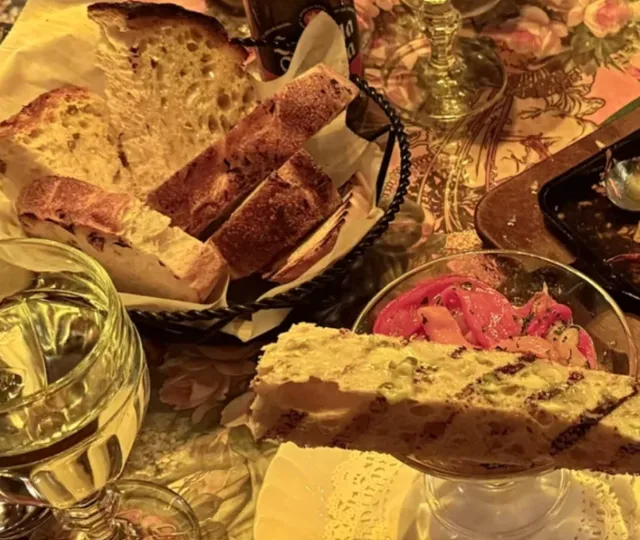 Dali Restaurant & Tapas Bar | Boston's 35-Year Legendary Spanish Eater