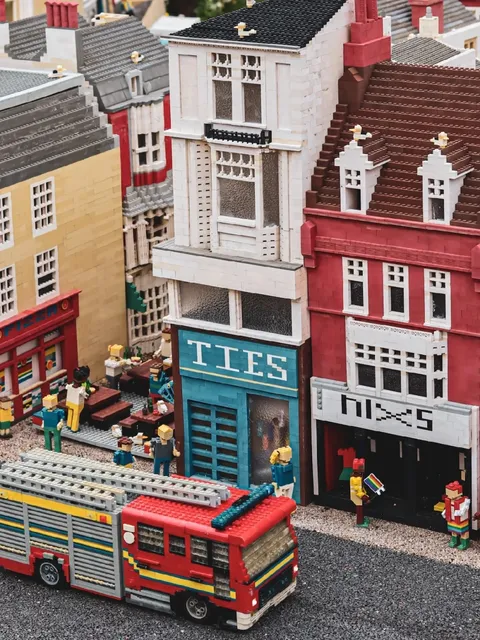 London Legoland | The World's Happiest Legoland 😆