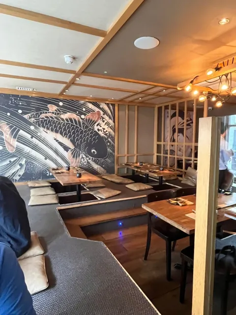 A Delicious & Hearty Lunch at a Cozy New Spot! 🍱🍶