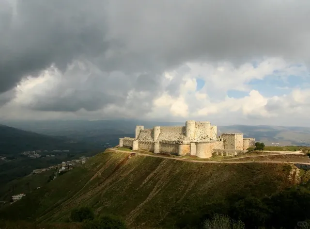 World Heritage - Krak des Chevaliers in Syria 🏰🛡️（1）