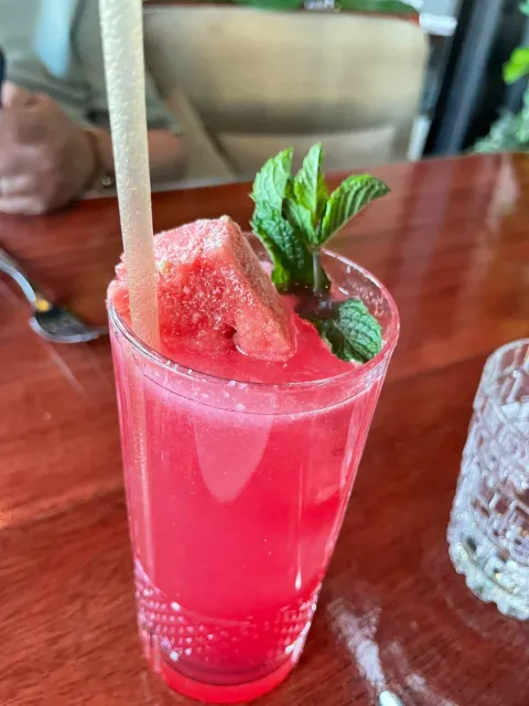 Unexpectedly Great Food & Service! 🍽️🎉