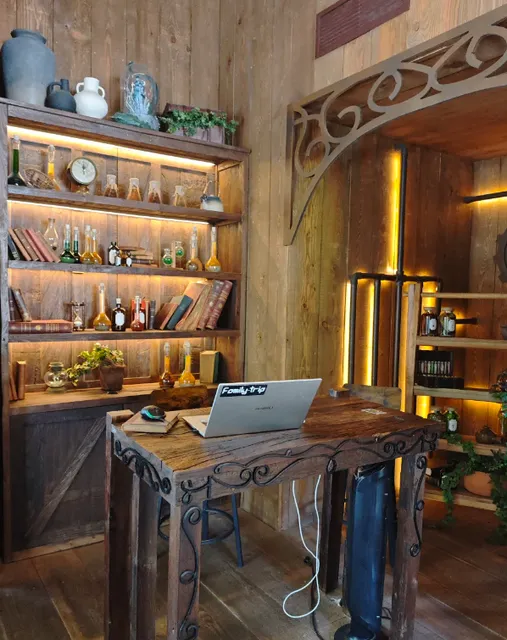 Saragossa shop visit  VOLTERETA NUEVA ZELANDA