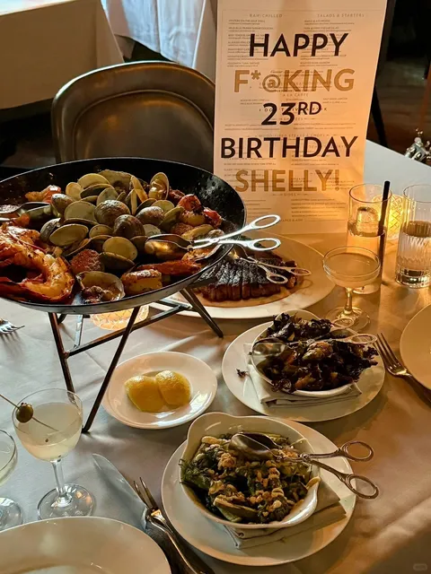 Maple&Ash | The Ultimate Birthday Vibe Restaurant in Chicago! 🎉🎂