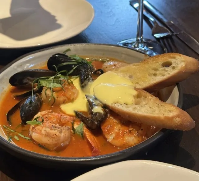 Super Romantic Restaurant: Written by the Seasons