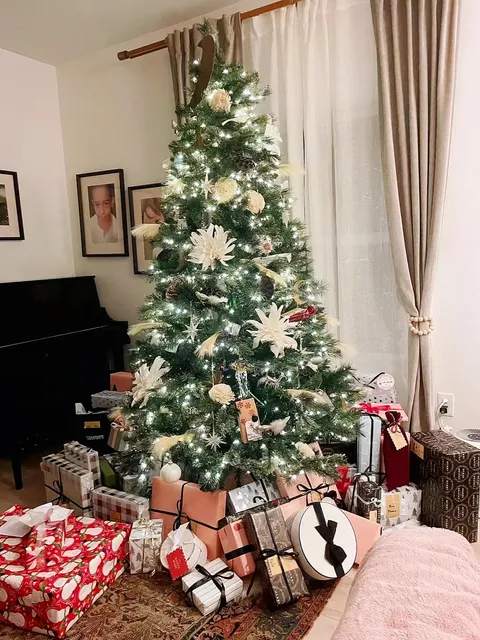 How to Enjoy Christmas in Portland? This Guide Has Got You Covered 🎅