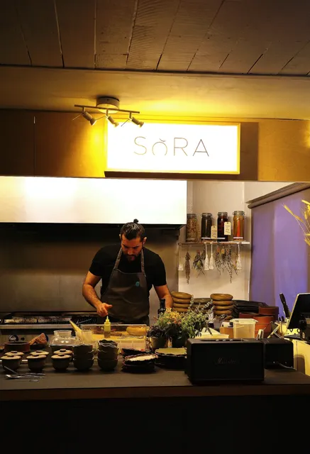  Former Michelin 3-Star Chef Opens His Own Place