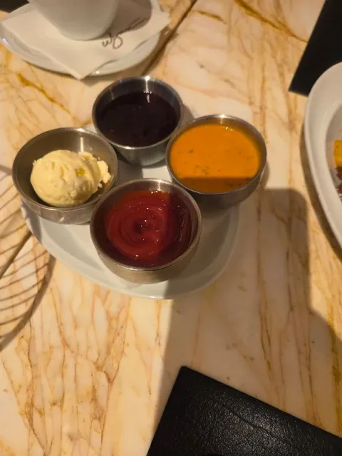 A Beautiful Brunch Experience in Las Vegas 🌞🍽️