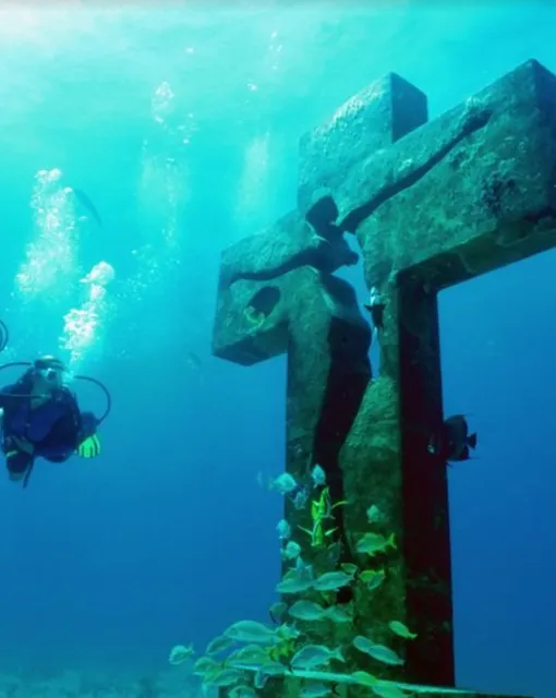 Cancun’s Underwater Trifecta: Museum, Shipwrecks & Coral Reefs 🌊🤿