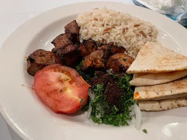 Eating Lebanese Food in Thai Town 